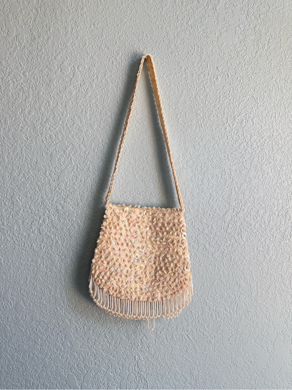 La Regale Ivory Beaded Fringe Shoulder Bag